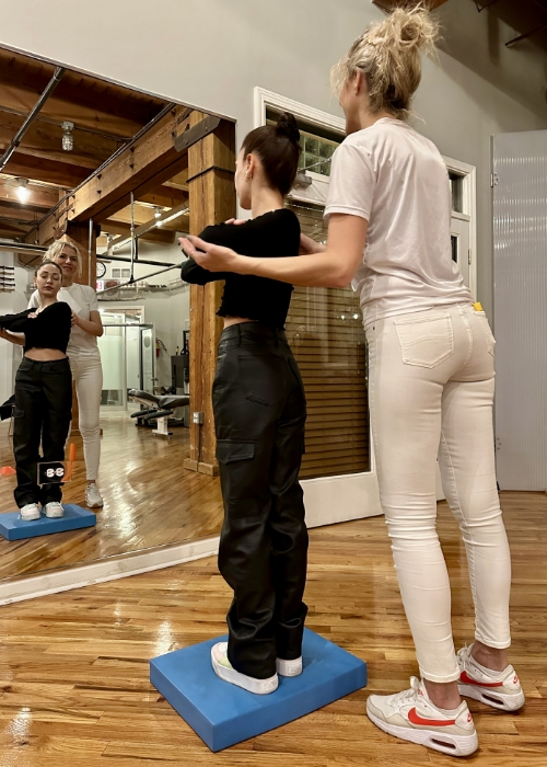 Balance-and-Gait-Disorders-Photo5-Loop-Physical-Therapy-Chicago-IL.jpg