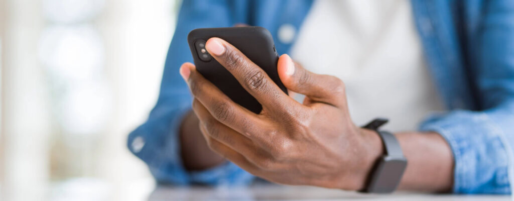 Text Neck: How Tech Use Is Hurting Your Neck